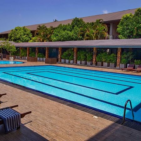 Full Moon Garden Hotel Negombo Exterior foto