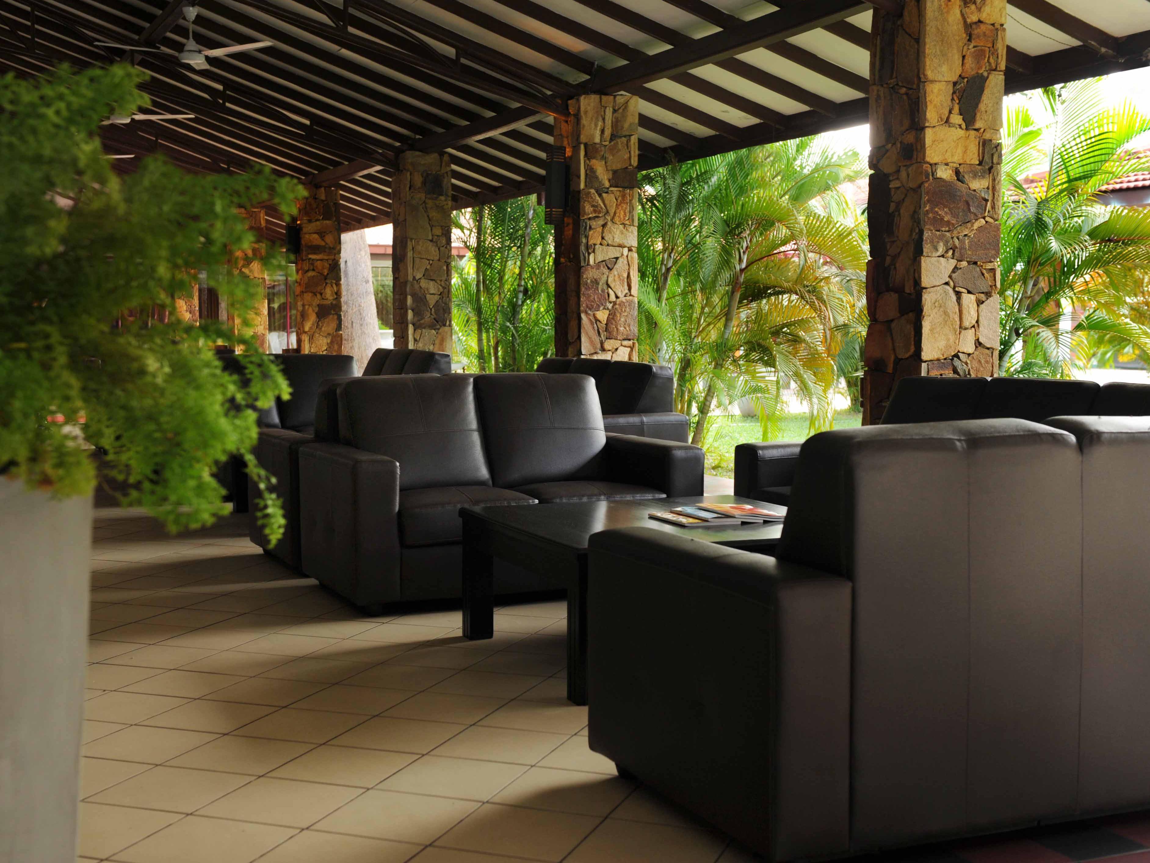 Full Moon Garden Hotel Negombo Exterior foto
