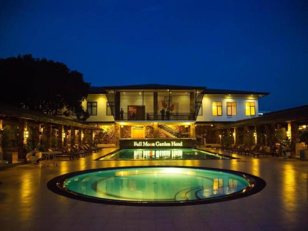 Full Moon Garden Hotel Negombo Exterior foto